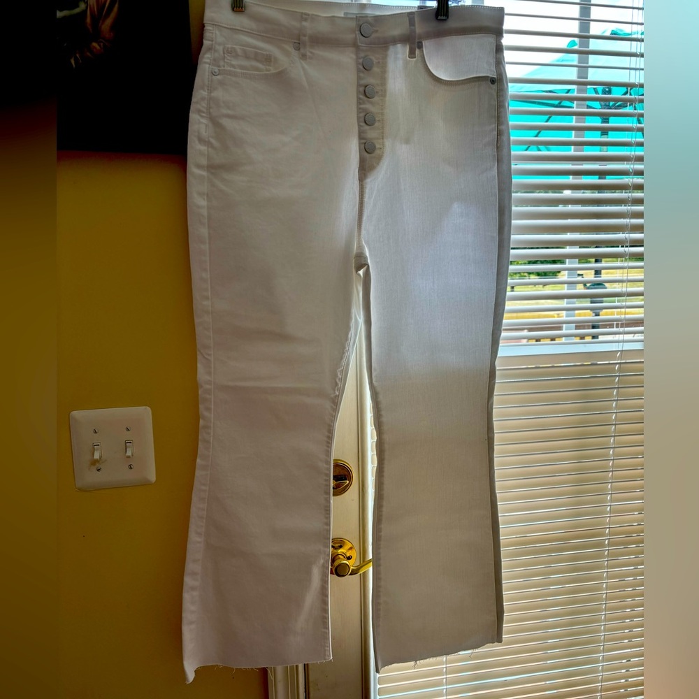 NWT LOFT High Rise Slim Flare White Denim Jeans, 31